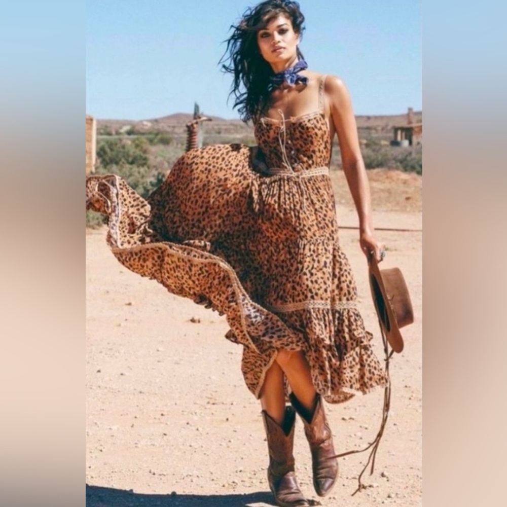Spell Safari Midi Dress 🦄 💧 - Picture 3 of 11